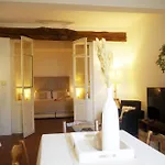 Quickhome Piazza Cisterna Apartmán Biella