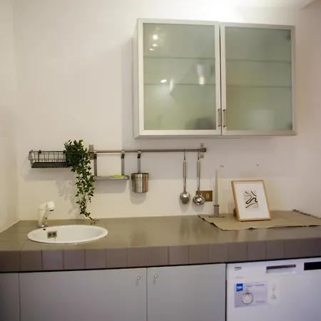 Quickhome Piazza Cisterna Apartment *