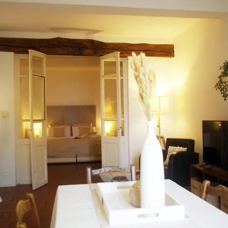 Quickhome Piazza Cisterna Lägenhet Biella