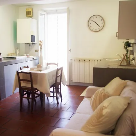 Quickhome Piazza Cisterna アパート *